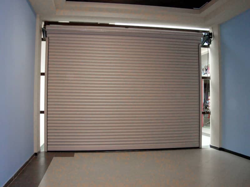 Роллетные ворота DoorHan в Кургане с установкой