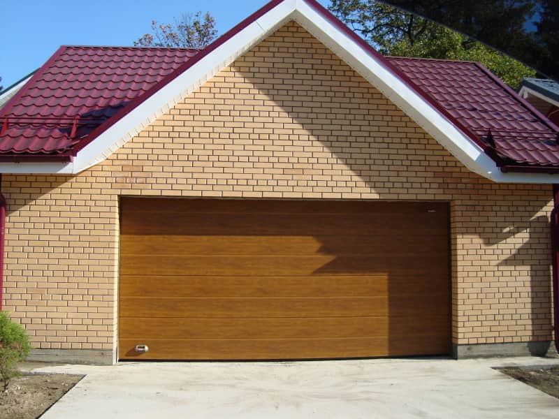 Секционные ворота DoorHan в Кургане с установкой