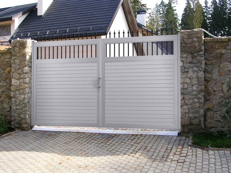 Уличные ворота DoorHan в Кургане с установкой